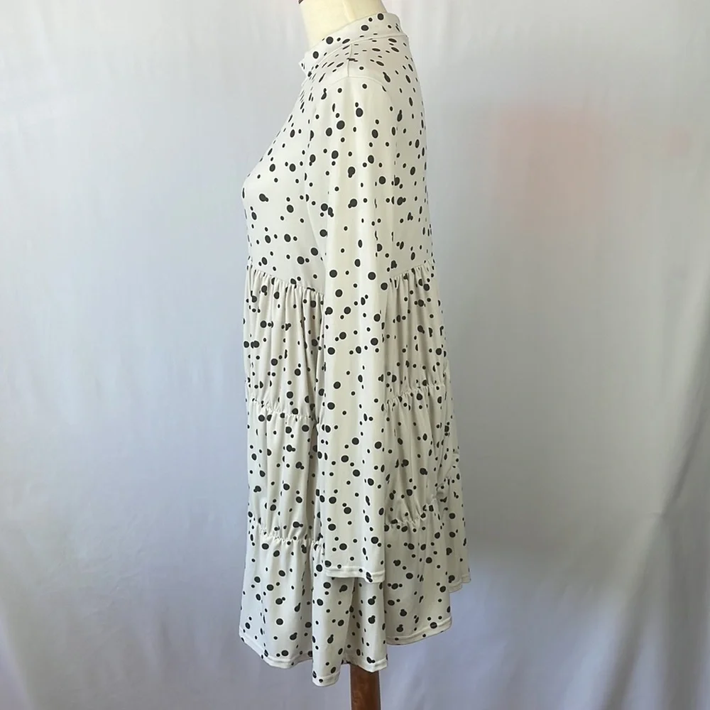 Nasty Gal Cream w/Black Polka Dot Print Mini Dress w/Tiered Elastic Ruching - 6 - Picture 6 of 12